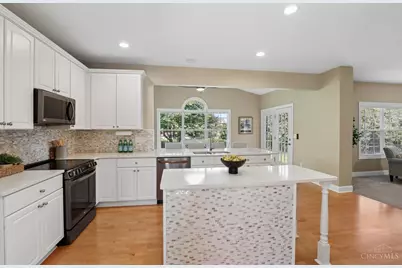 7665 Hunt Club Drive, Deerfield Township, OH 45040 - Photo 17