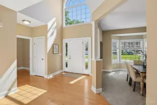 7665 Hunt Club Dr, Deerfield Township, OH 45040 - Photo 9