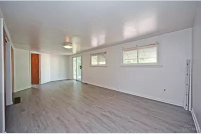 639 Syracuse Avenue, Harrison Twp, OH 45405 - Photo 23