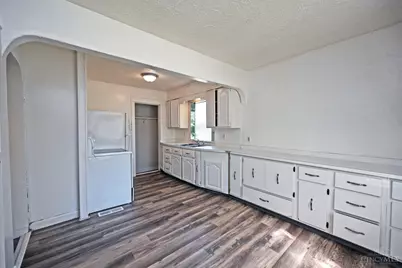 639 Syracuse Avenue, Harrison Twp, OH 45405 - Photo 11