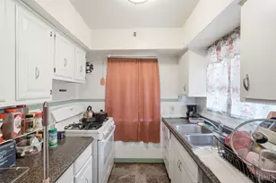 6211 Paddock Rd, Cincinnati, OH 45216 - Photo 21