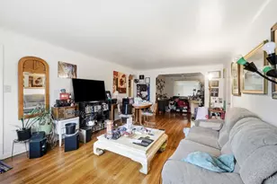 6211 Paddock Rd, Cincinnati, OH 45216 - Photo 11