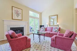 9832 Village View Ct, Blue Ash, OH 45241 - Photo 7