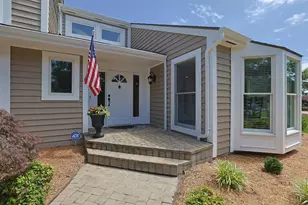 9832 Village View Ct, Blue Ash, OH 45241 - Photo 3