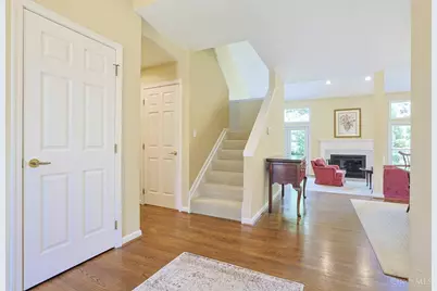 9832 Village View Court, Blue Ash, OH 45241 - Photo 5