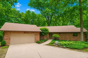 477 White Oak Dr, Oxford, OH 45056 - Photo 1
