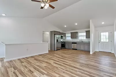 3004 Custer Drive, Franklin Township, OH 45171 - Photo 5