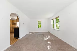 121 McMurchy St, Bethel, OH 45106 - Photo 5