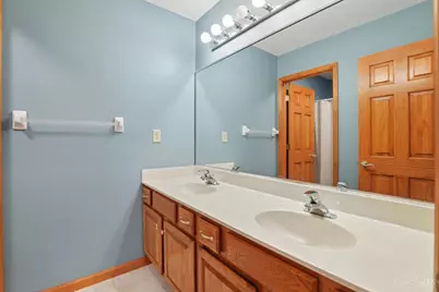 8046 Logan Ridge Drive, West Chester, OH 45069 - Photo 29