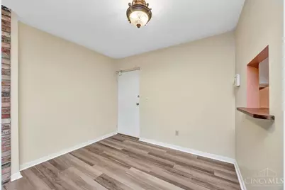 399 W Galbraith Road #101, Cincinnati, OH 45215 - Photo 7
