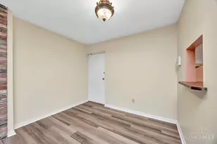399 W Galbraith Rd, Cincinnati, OH 45215 - Photo 7