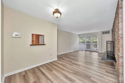 399 W Galbraith Road #101, Cincinnati, OH 45215 - Photo 9