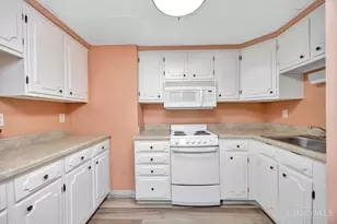 399 W Galbraith Rd, Cincinnati, OH 45215 - Photo 13