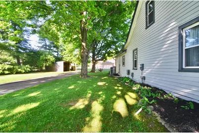8560 Bunnell Hill Road, Clearcreek Twp., OH 45066 - Photo 11