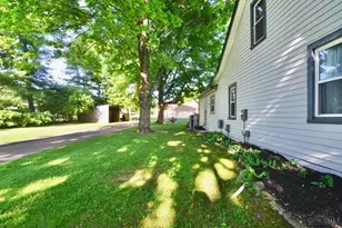 8560 Bunnell Hill Rd, Clearcreek Twp., OH 45066 - Photo 11