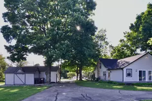 8560 Bunnell Hill Rd, Clearcreek Twp., OH 45066 - Photo 9