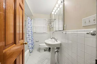 1034 Clifton Hills Avenue, Cincinnati, OH 45220 - Photo 19