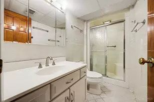1034 Clifton Hills Ave, Cincinnati, OH 45220 - Photo 17