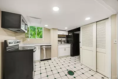 1034 Clifton Hills Avenue, Cincinnati, OH 45220 - Photo 25