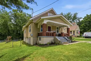 1897 Springdale Rd, Springfield Township, OH 45231 - Photo 5