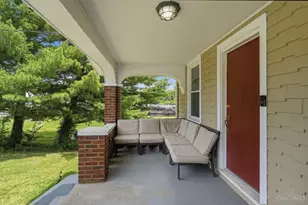 1897 Springdale Rd, Springfield Township, OH 45231 - Photo 7