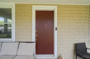 1897 Springdale Rd, Springfield Township, OH 45231 - Photo 7