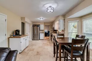 1193 McDonogh Dr, Union Township, OH 45103 - Photo 9