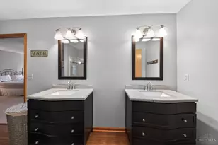 7889 Drawbridge Ct, West Chester, OH 45069 - Photo 15