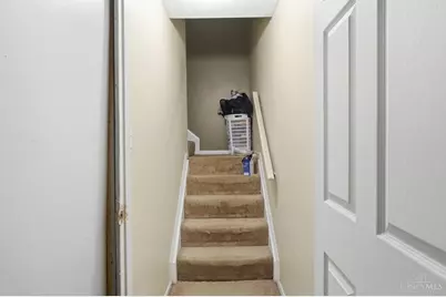 3433 Reading Road, Cincinnati, OH 45229 - Photo 37