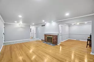 2040 Parkhurst Ct, Cincinnati, OH 45224 - Photo 7
