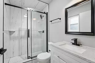 2040 Parkhurst Ct, Cincinnati, OH 45224 - Photo 21