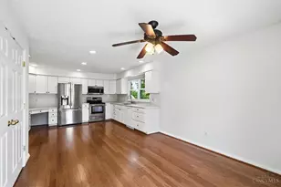 8127 Timbertree Way, West Chester, OH 45069 - Photo 9