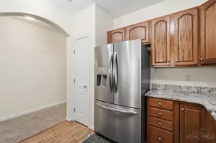 7462 Bridge Point Dr, Green Township, OH 45248 - Photo 15