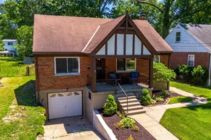 6924 Rob Vern Dr, Cincinnati, OH 45239 - Photo 1