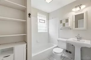 3926 Oak Park Pl, Cincinnati, OH 45209 - Photo 15