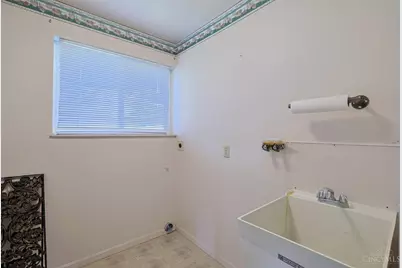 839 Wards Corner Road, Miami Township, OH 45140 - Photo 33