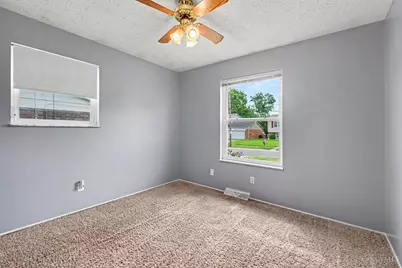 8939 Tripoli Drive, Cincinnati, OH 45251 - Photo 13