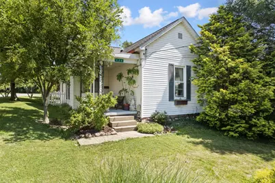 320 E Plane Street, Bethel, OH 45106 - Photo 1