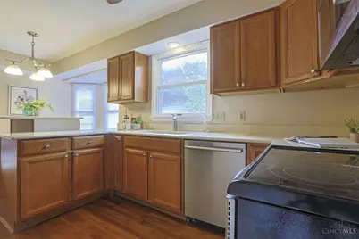 3020 Cooperhill Drive, Evendale, OH 45241 - Photo 17