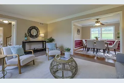 3020 Cooperhill Drive, Evendale, OH 45241 - Photo 9
