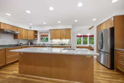 9499 Benchmark Lane, Cincinnati, OH 45242 - Photo 29