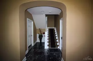 3633 Ault Park Ave, Cincinnati, OH 45208 - Photo 3