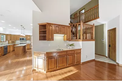 8784 Eagle Ridge Drive, West Chester, OH 45069 - Photo 9