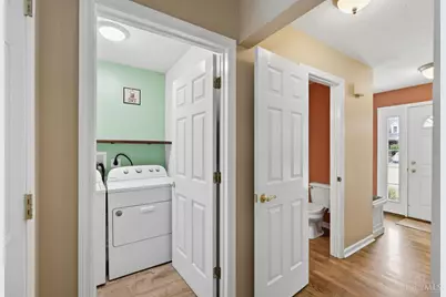 8700 Woolstone Court, Hamilton Township, OH 45039 - Photo 17