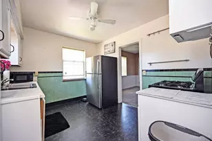 4027 Smith Rd, Cincinnati, OH 45211 - Photo 19