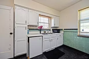 4027 Smith Rd, Cincinnati, OH 45211 - Photo 23