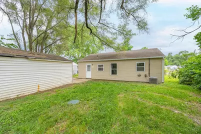2903 Roslyn, Middletown, OH 45044 - Photo 3