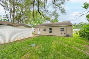 2903 Roslyn Dr, Middletown, OH 45044 - Photo 3