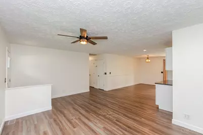 20 Timberwood Lane, Springboro, OH 45066 - Photo 3