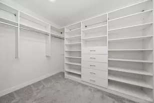 4718 Ward St, Cincinnati, OH 45227 - Photo 39